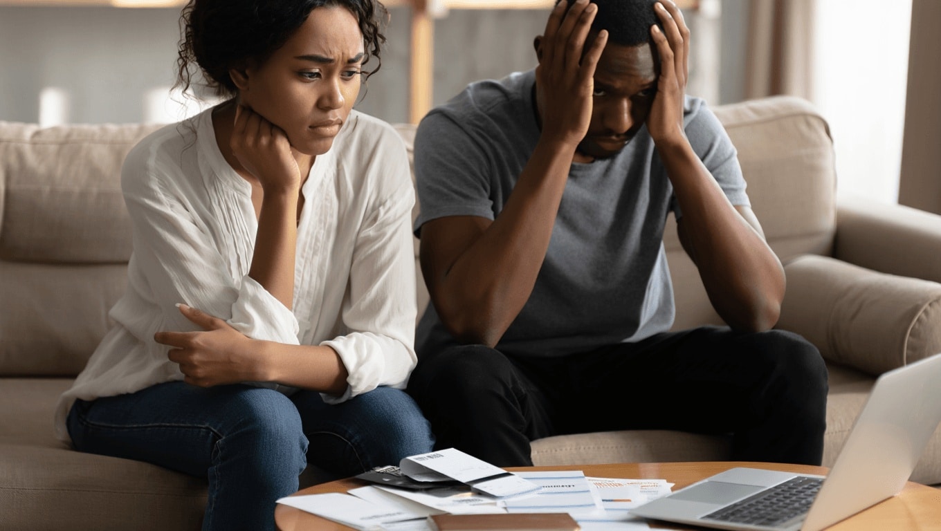 Survey: 17% of Americans Say Credit Card Debt is a Dating Dealbreaker