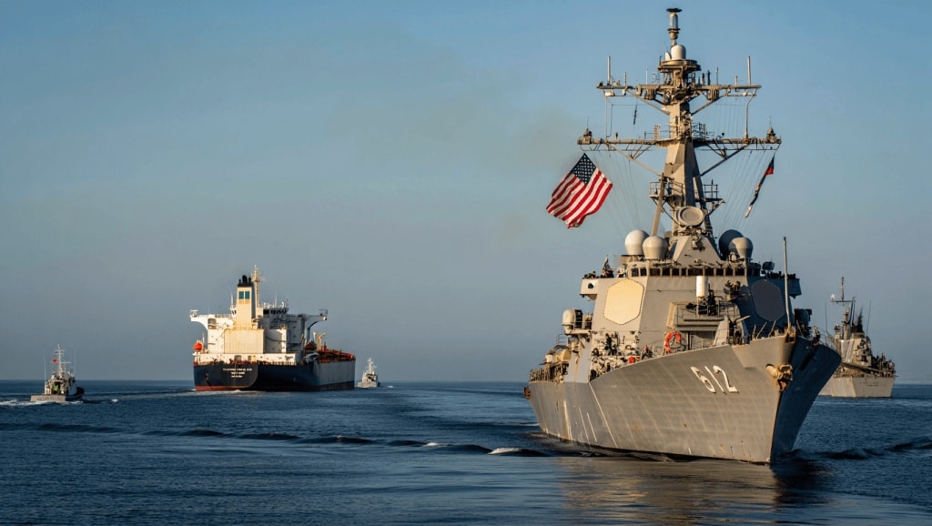 Trump Says US Will Escort, Insure Tankers for Hormuz Routes