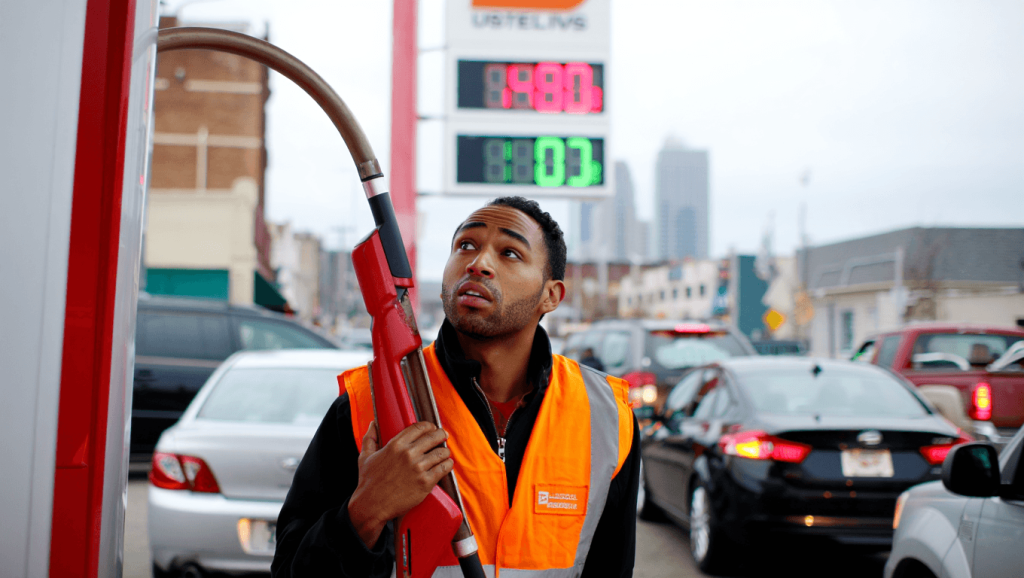 Oil Prices Continue Surge on Concerns of Prolonged War