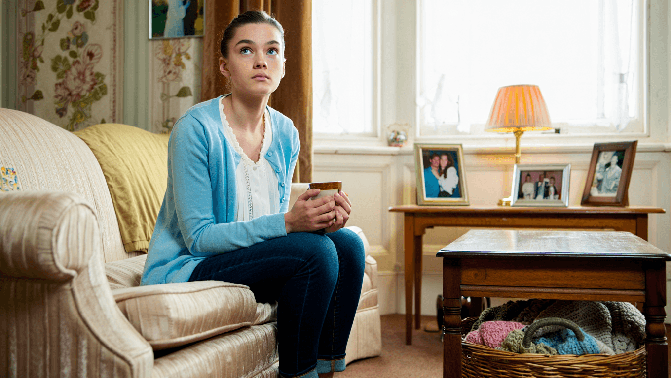 Psychologists Explain Why Everyone’s Suddenly Obsessed With "Grandma Things"